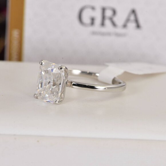 4ct Radiant Cut Moissanite Engagement Ring - Picture 2 of 5